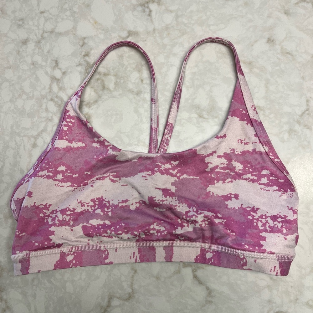 Fleo Cami sports bra. Medium. Pink camo. Worn once. No flaws. Pads included.